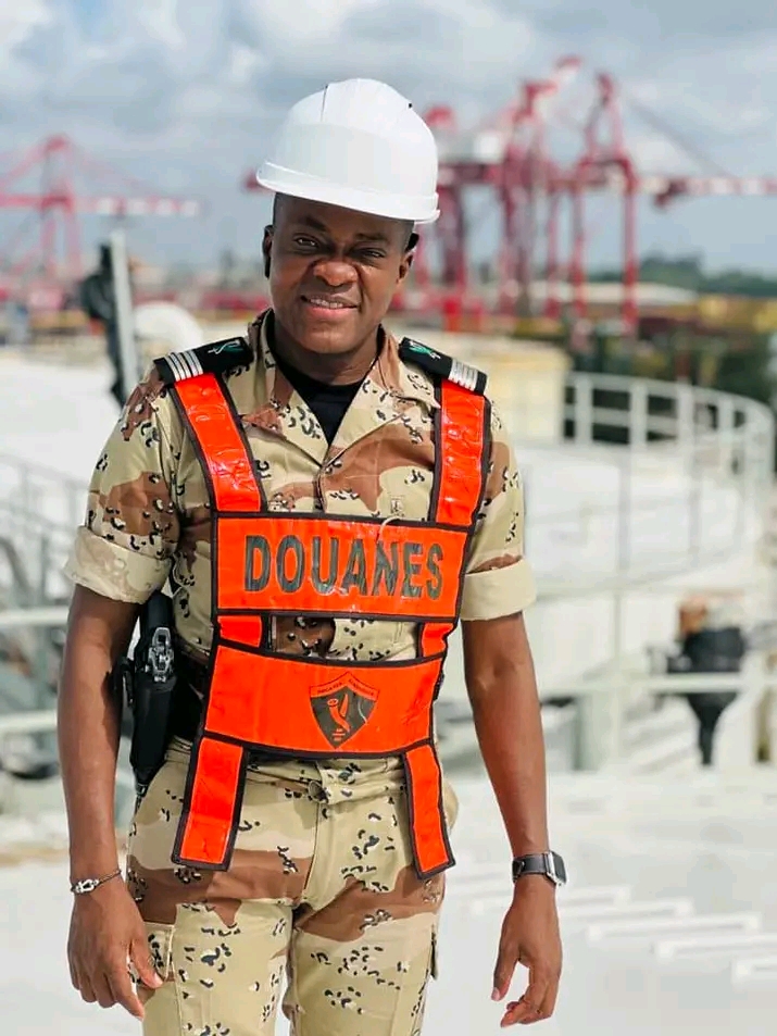 🚨🇧🇯Douanes béninoises : Raouf MALEHOSSOU prend les commandes , la jeunesse à l'honneur